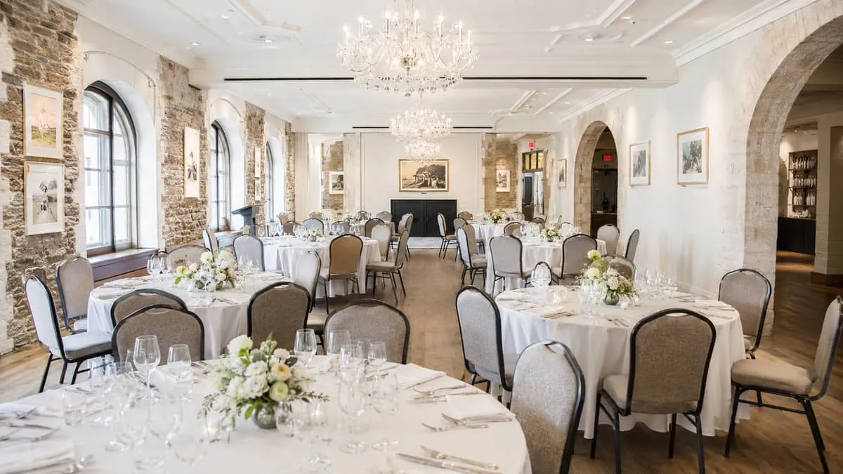 Banquet and Event Furniture in Quebec City