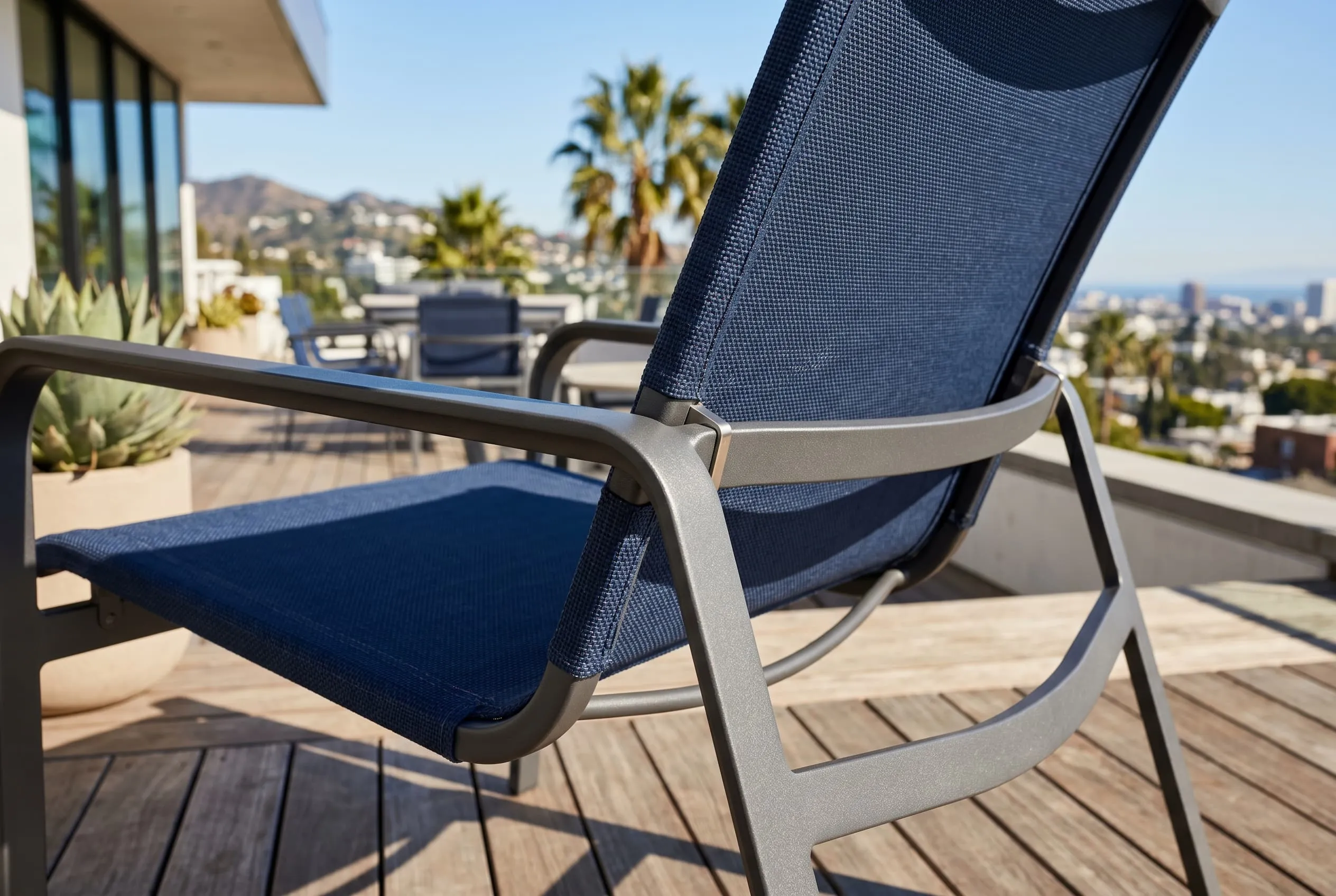 Bar and Lounge Furniture in Los Angeles