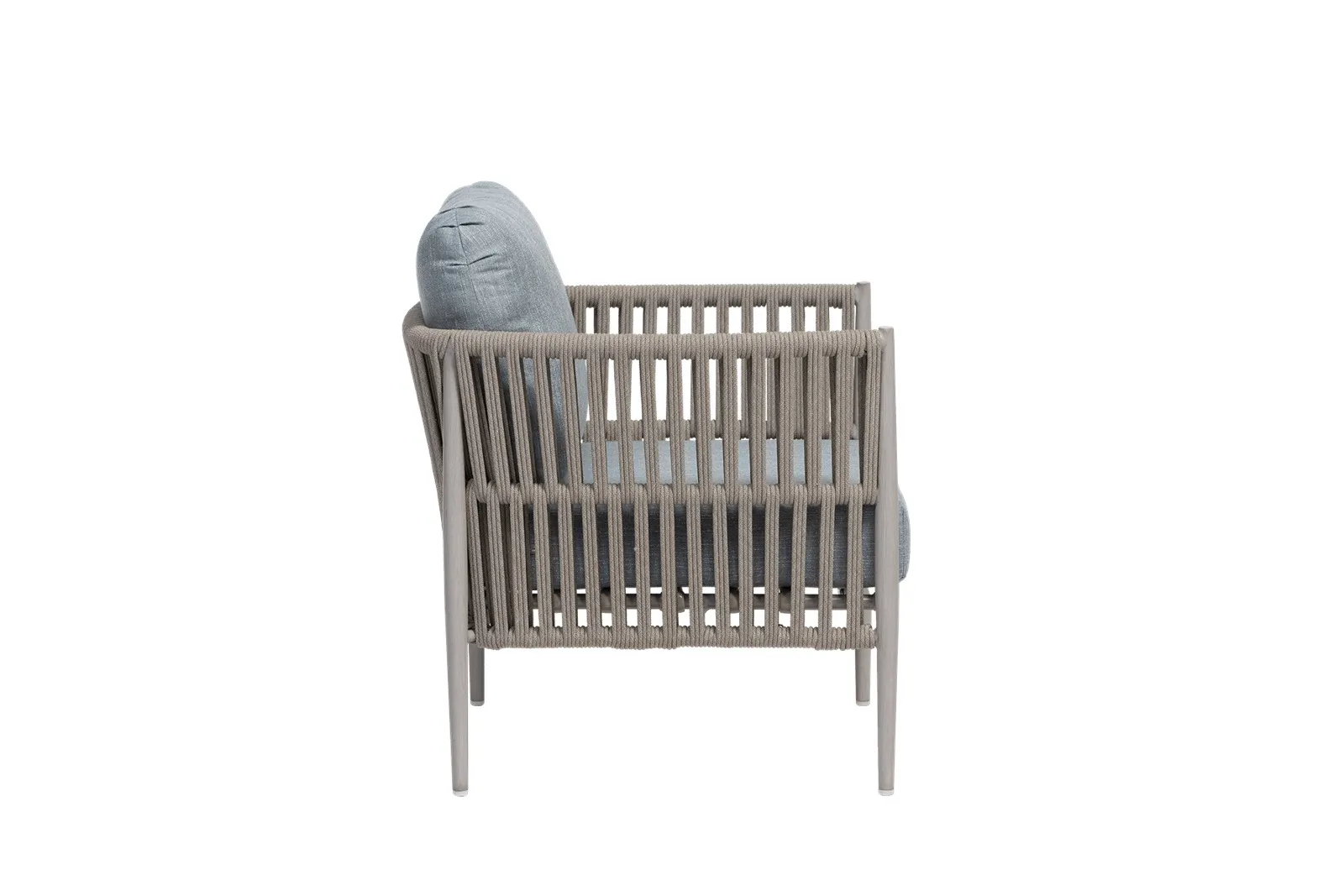 Lineas Club Chair thumbnail 3